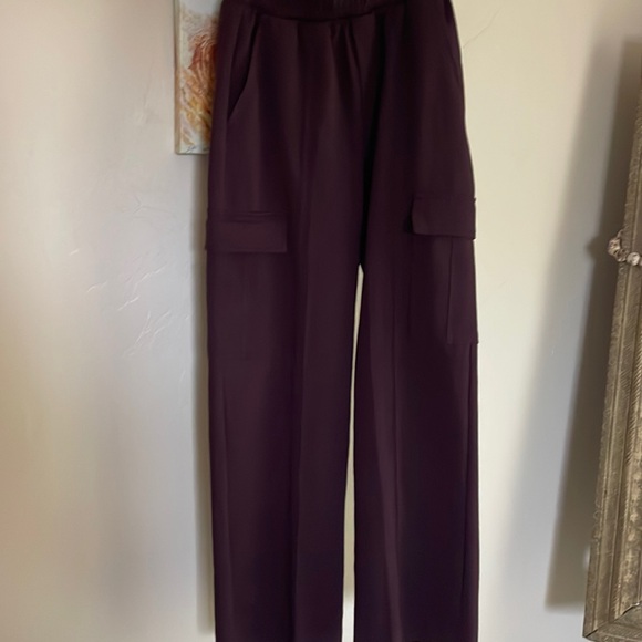 BNWT HIGH RISE WIDE LEG DYNAMIC FLEECE - Picture 1 of 4